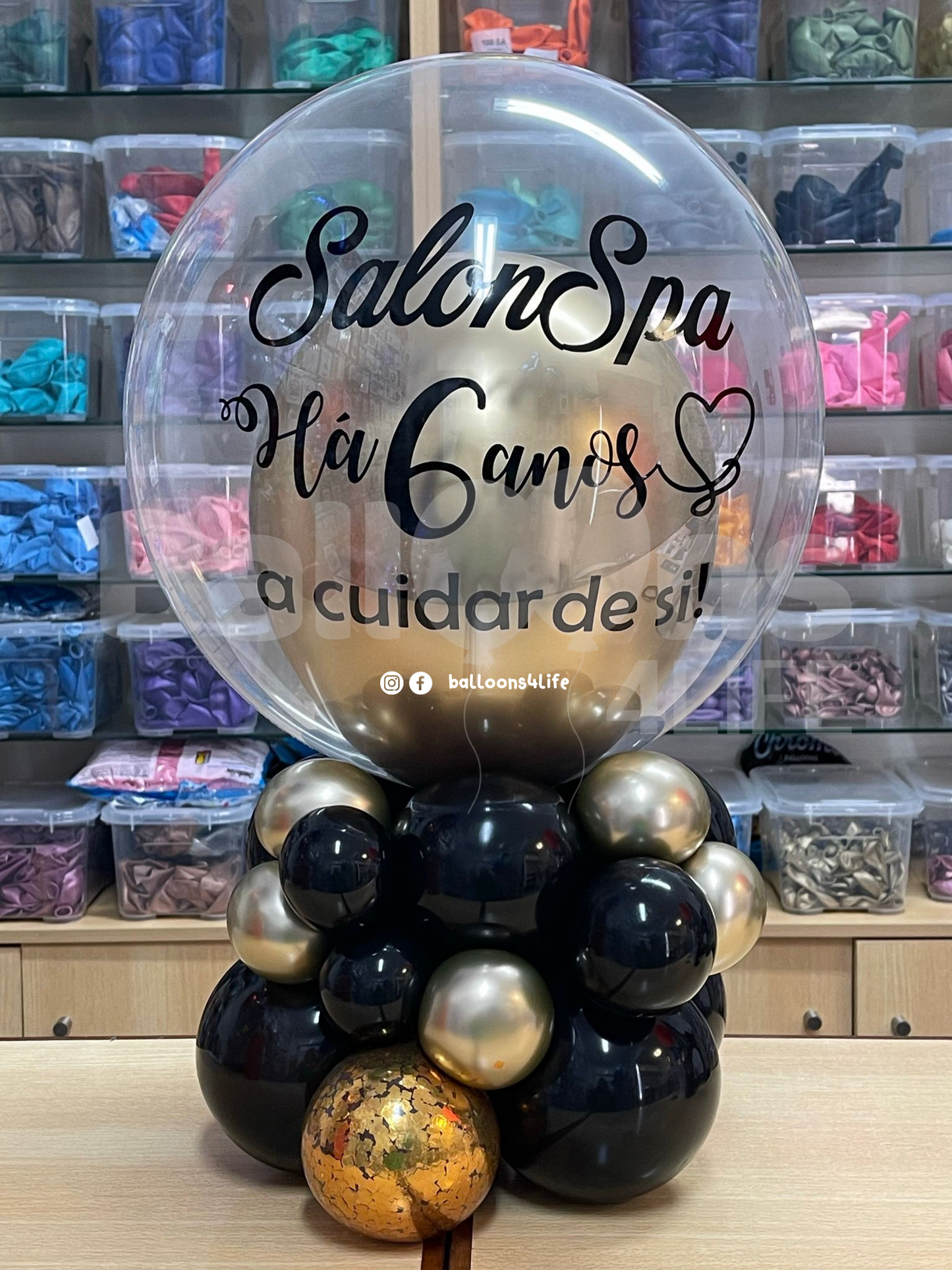 Centro de Mesa Empresarial Personalizado